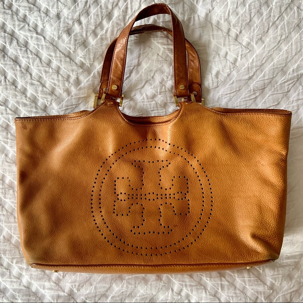 Tory Burch bag in stunning cognac!